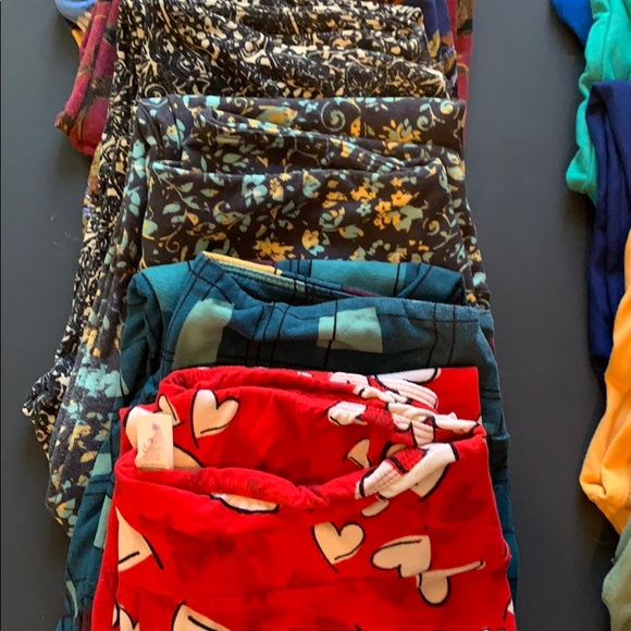 13 pairs of Lularoe leggings - Picture 3 of 5